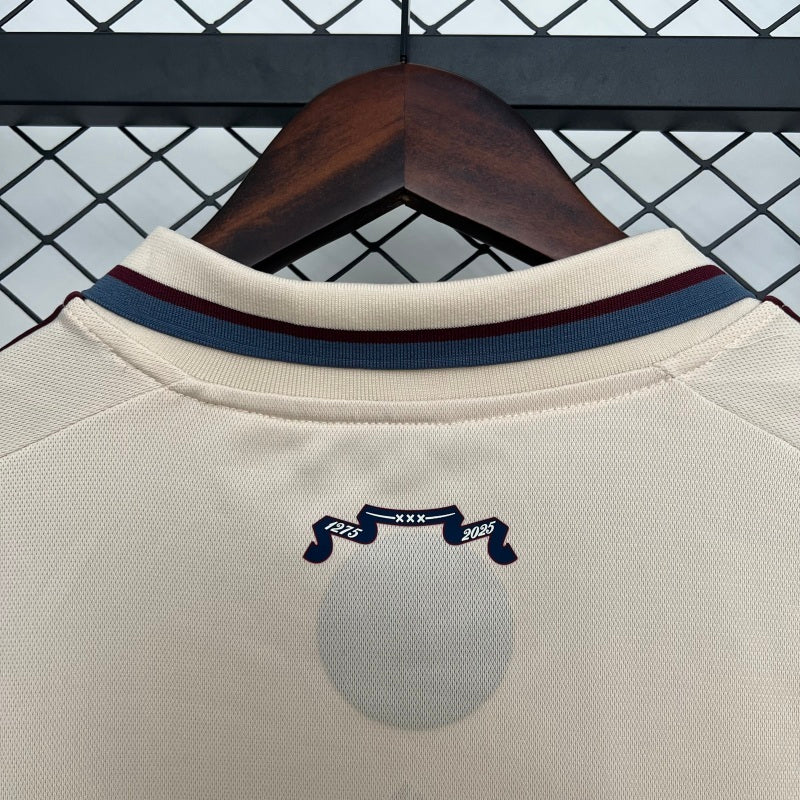 25/26 Ajax Third Away