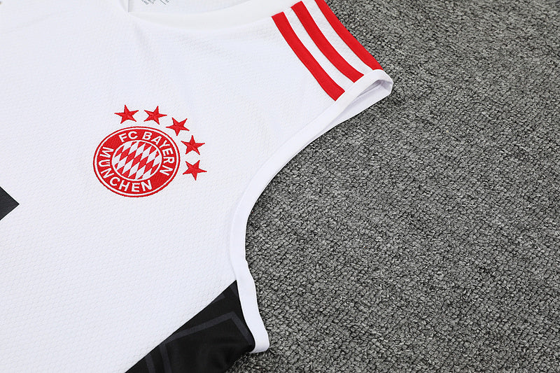 23/24 Bayern Munich Training Kit White (3C08)
