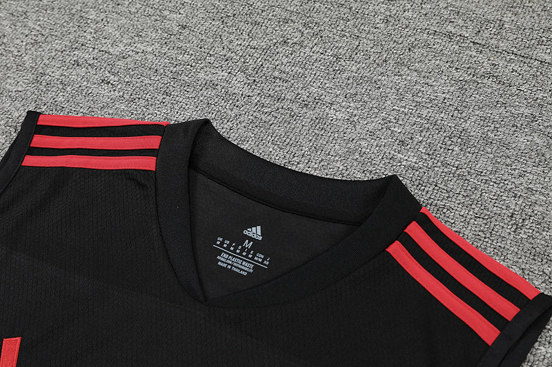 23/24 Bayern Munich Training Kit Black (D512)