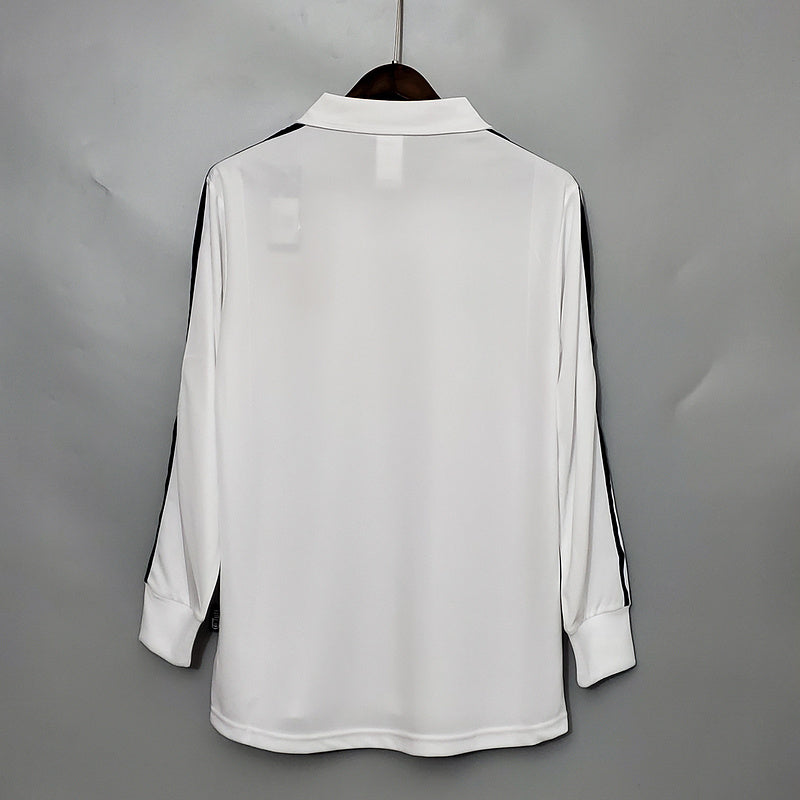 Retro long-sleeved 2002 Real Madrid home (0187)