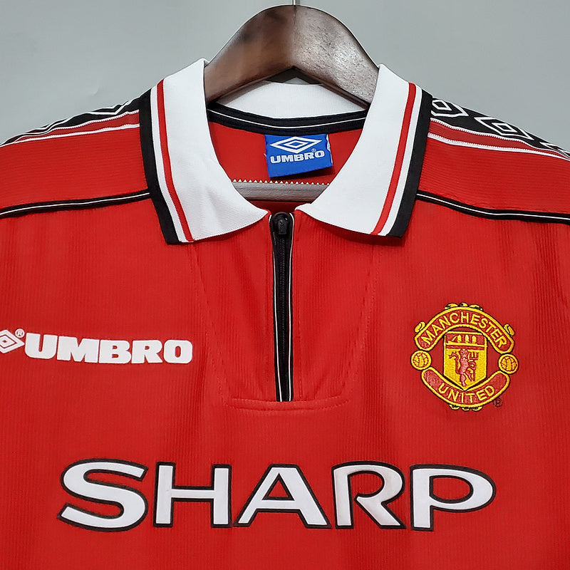 Retro 98∕99 Manchesrer United home (D33B)