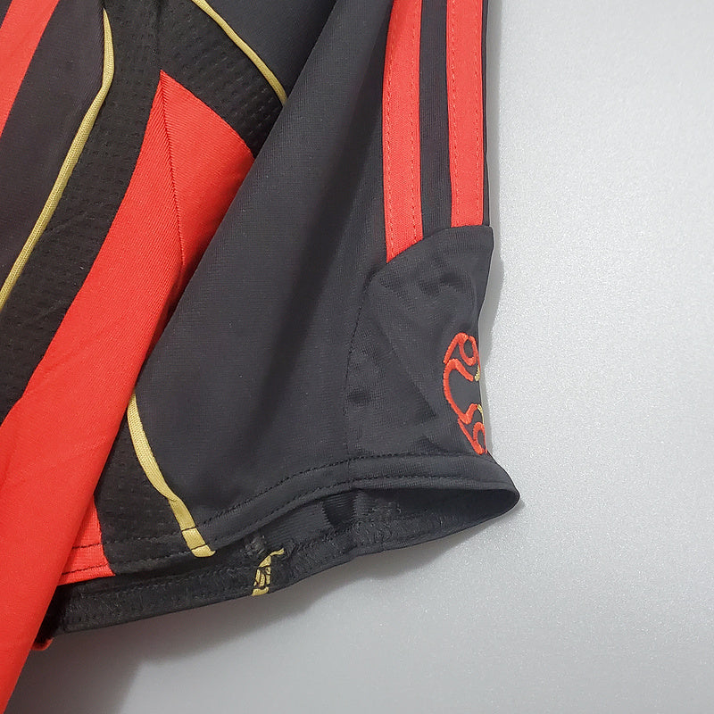 Retro 06∕07 AC Milan home (2252)