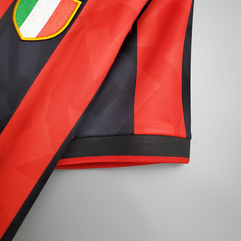 Retro 93∕94 AC Milan home (158B)