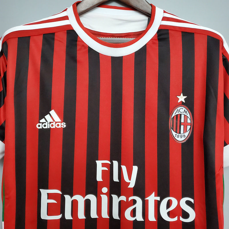 Retro 11∕12 AC Milan Home (62E6)