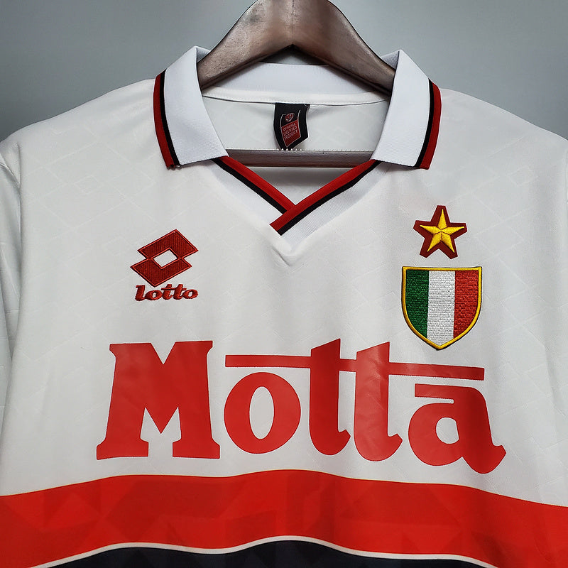Retro 93∕94 AC Milan away (82DB)