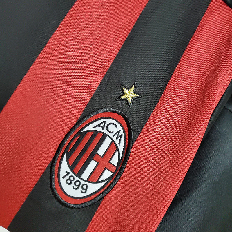 Retro 09∕10 AC Milan home (A750)