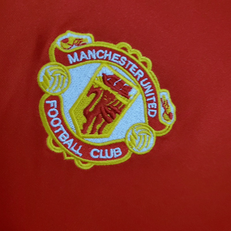 Retro Manchester United 85∕86 home (801E)