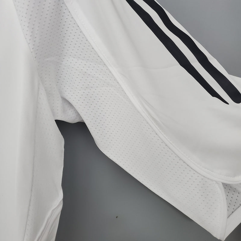 Retro Real Madrid 05∕06 home (4E15)