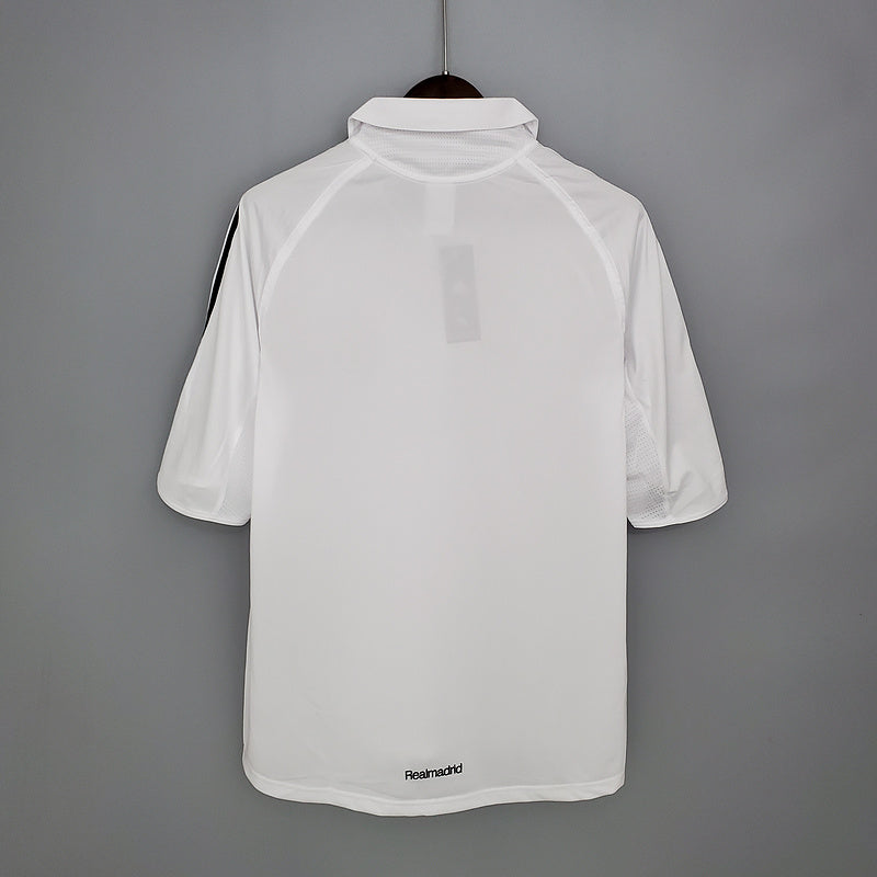 Retro Real Madrid 05∕06 home (4E15)