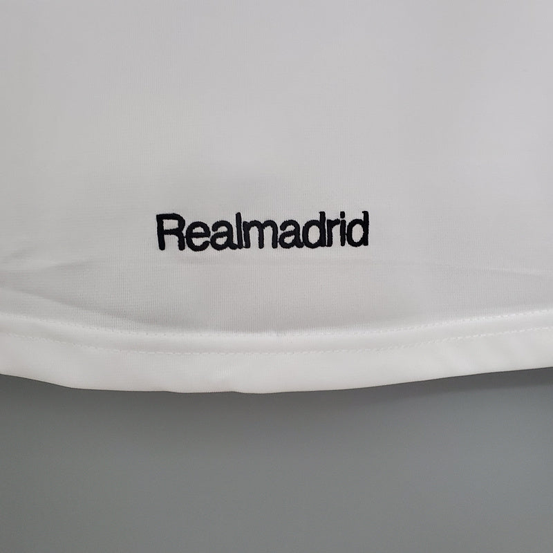 Retro Real Madrid 05∕06 home (4E15)