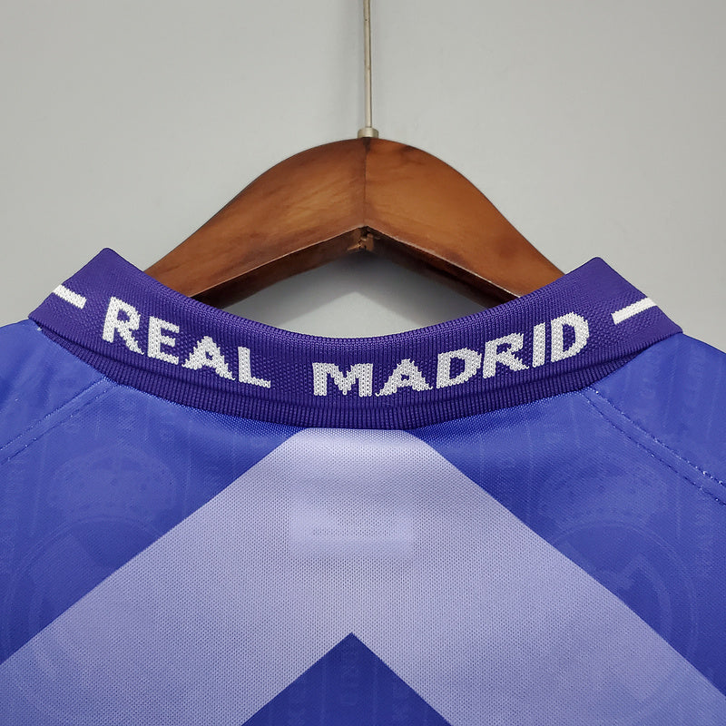 Retro Real Madrid 96∕97 away (FD0C)