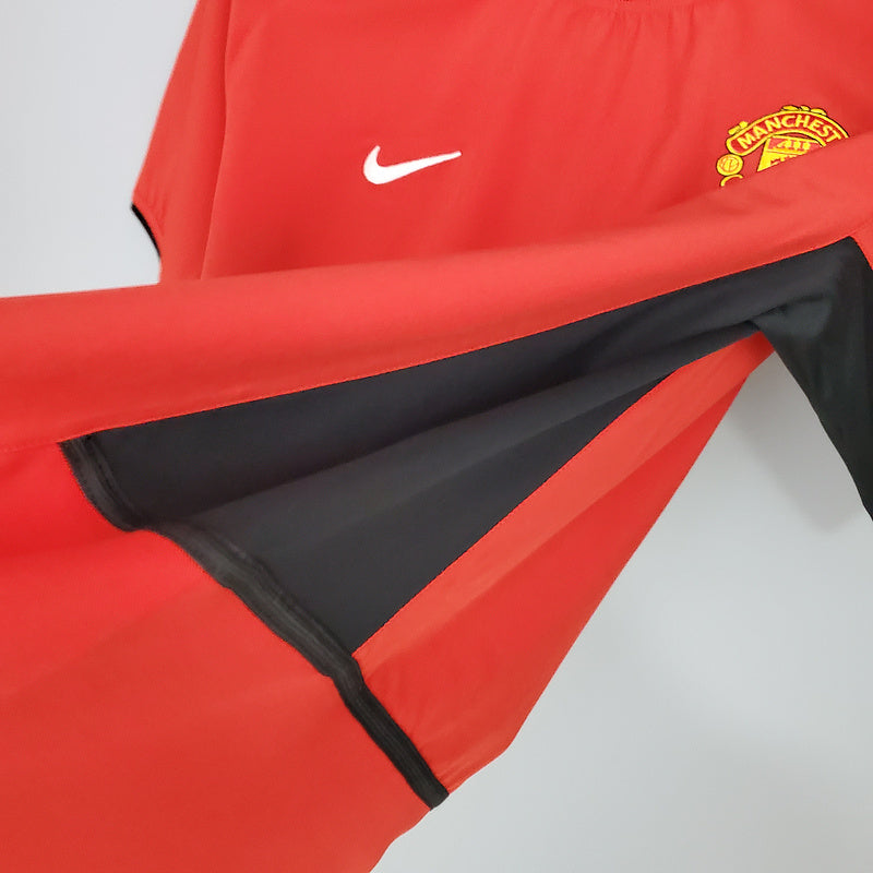Retro Manchester United 02∕04 home (D657)