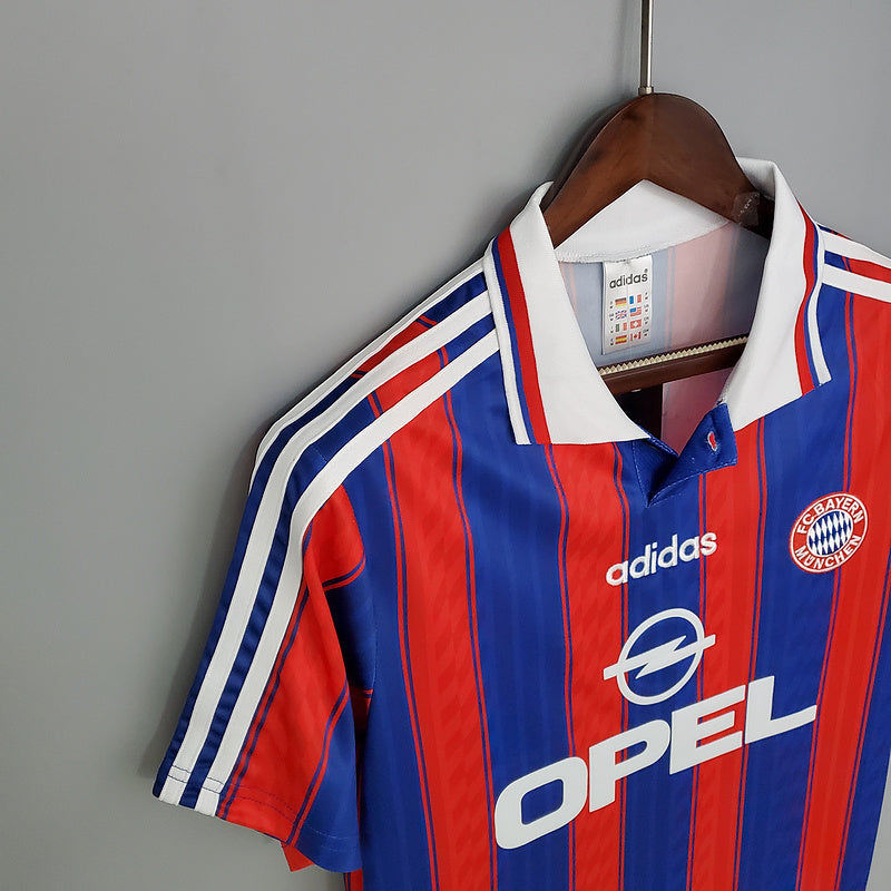 Retro Bayern Munich 95∕97 home (4F12)
