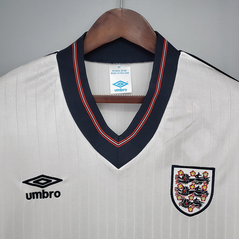 Retro 84∕87 England home (59E1)