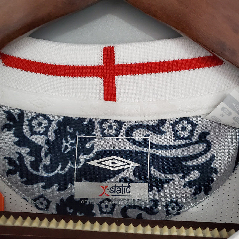 Retro 2006 England Home (C4D6)