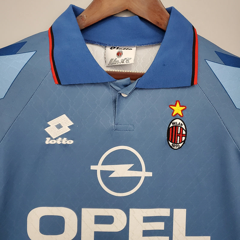 Retro 95∕96 AC Milan third away (6C33)