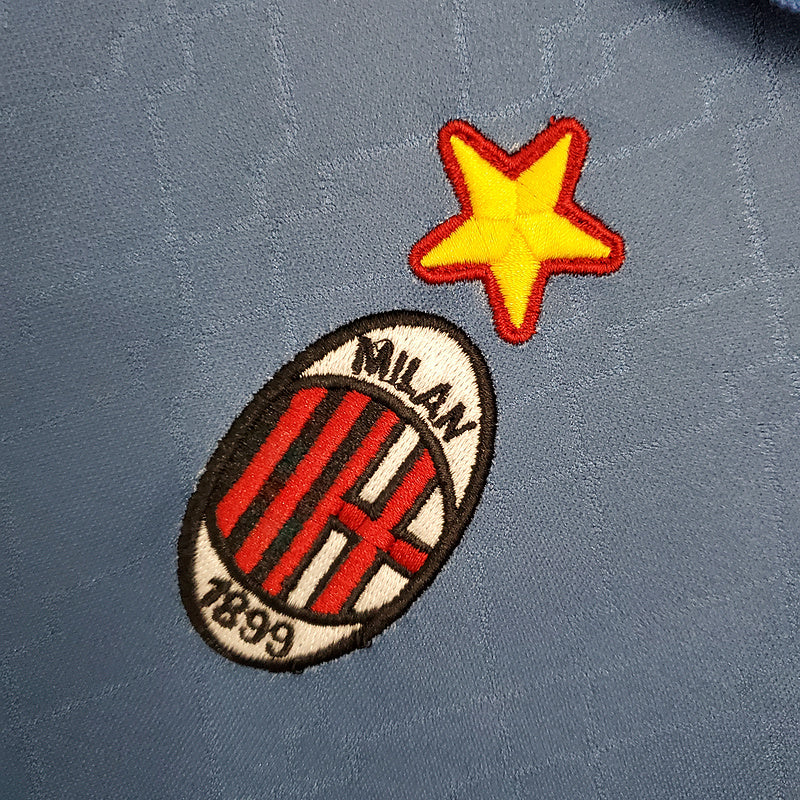 Retro 95∕96 AC Milan third away (6C33)