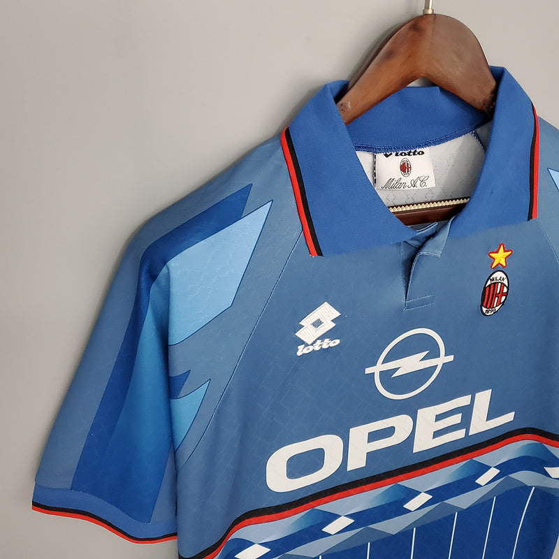 Retro 95∕96 AC Milan third away (6C33)