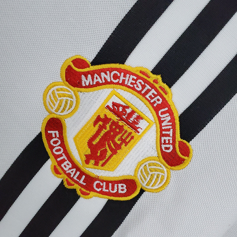 Retro M-U 75∕80 away (6919)