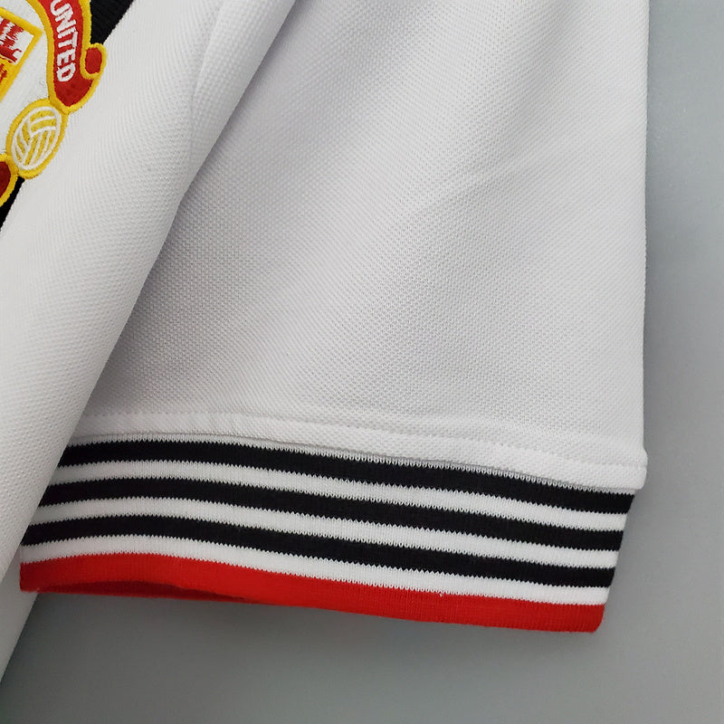 Retro M-U 75∕80 away (6919)