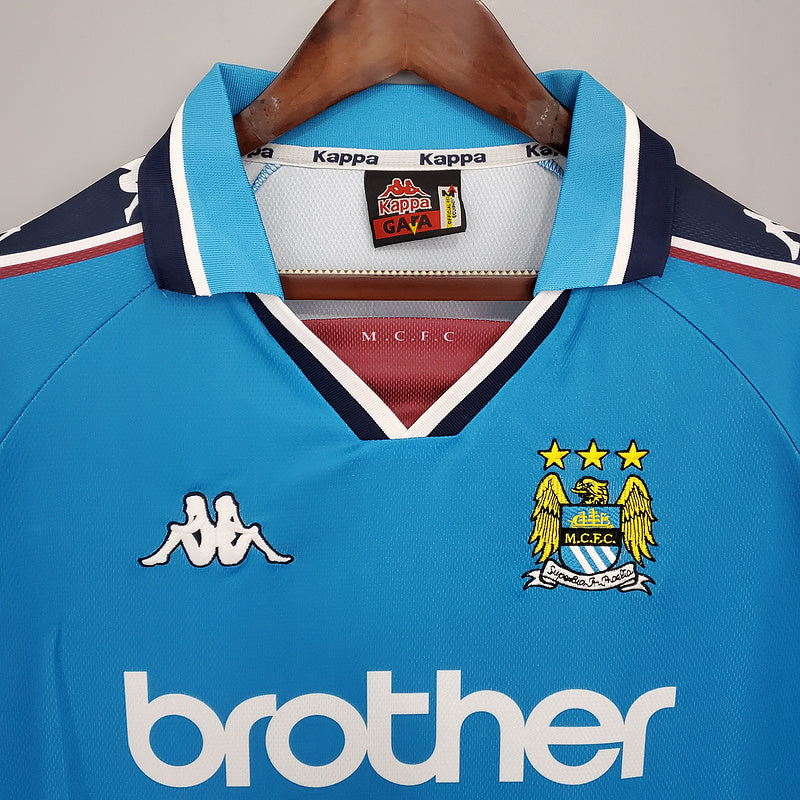Retro Manchester City 97∕99 home (202F)
