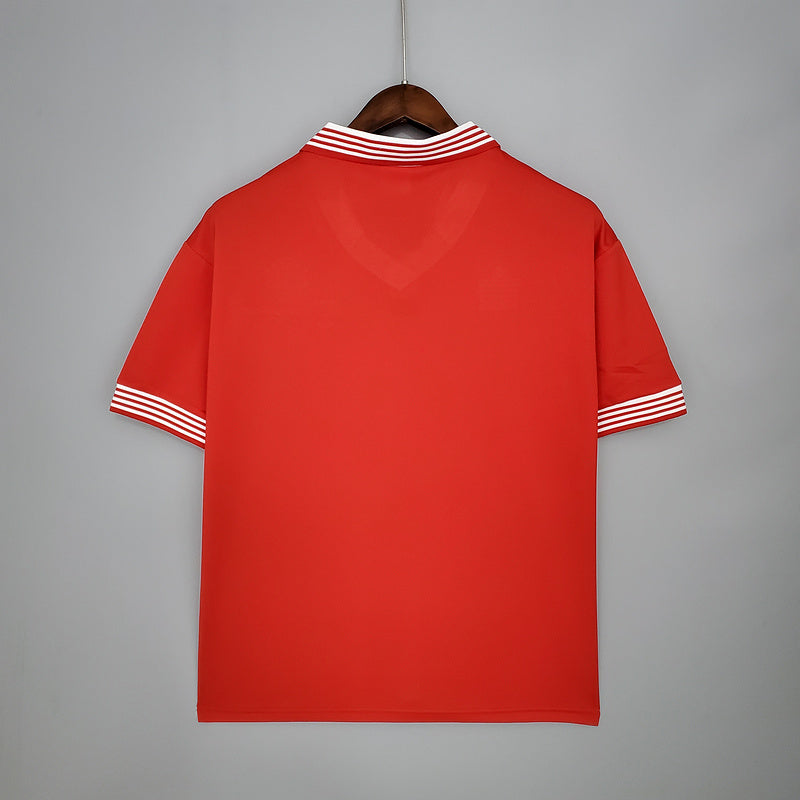 Retro Manchester United 1977 home (227E)