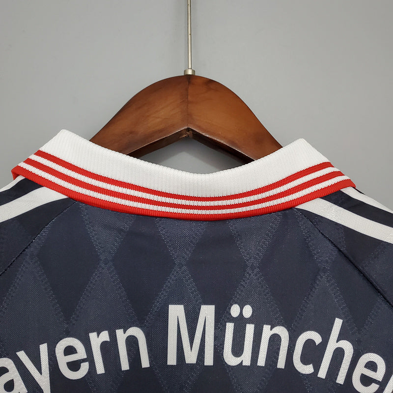 Retro Bayern 97∕99 home (91B9)