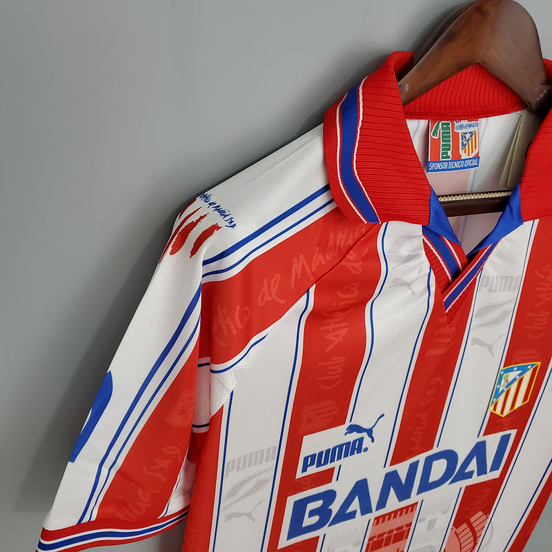 Retro Atletico Madrid 96∕97 home (C19F)