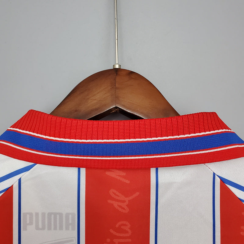 Retro Atletico Madrid 96∕97 home (C19F)
