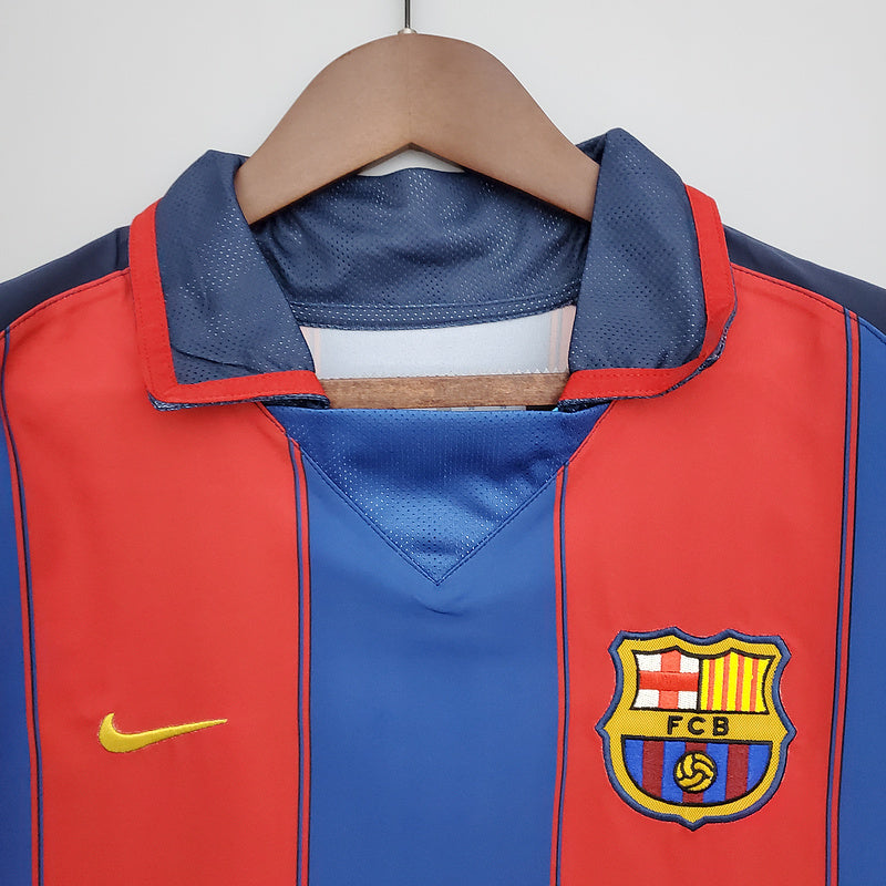 Retro 03∕04 Barcellona home (C8E1)