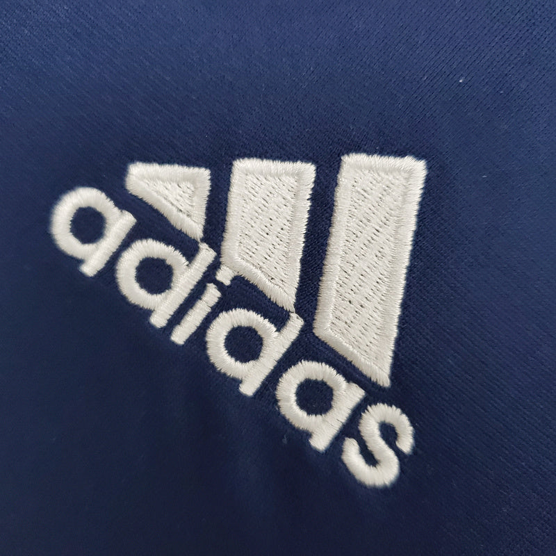 Retro 05∕06 Real Madrid Away (C6DC)