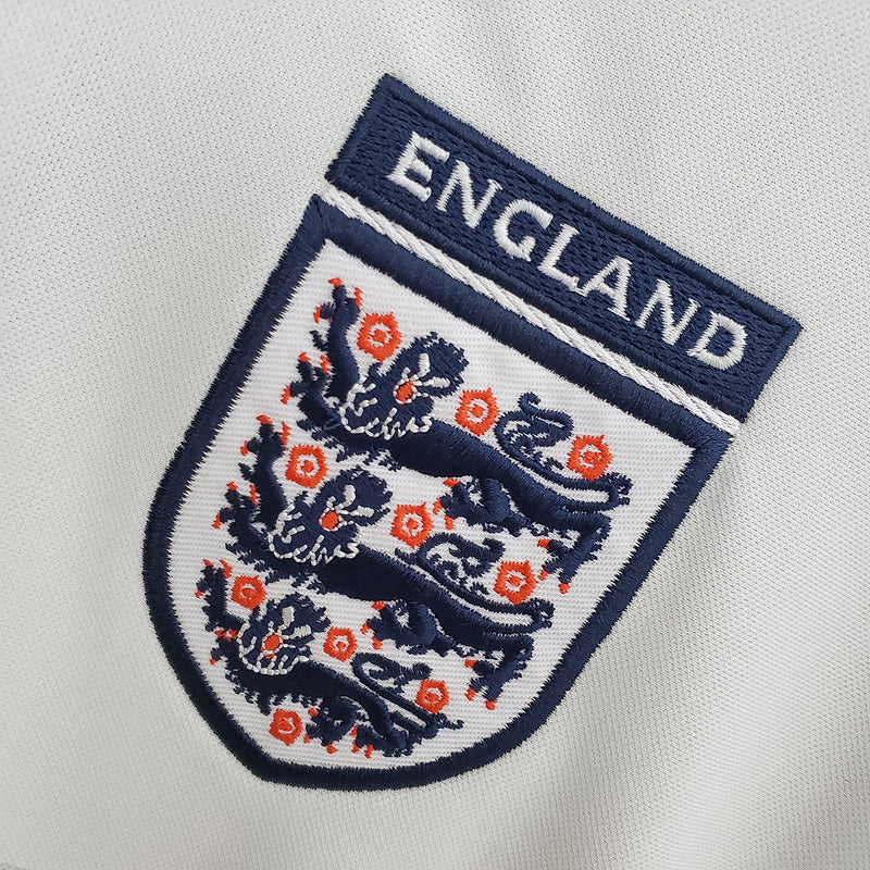 Retro 2000 England home (058E)