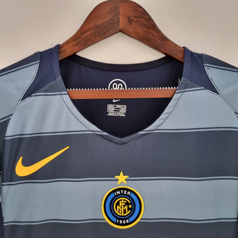 Retro Inter 04∕05 third away