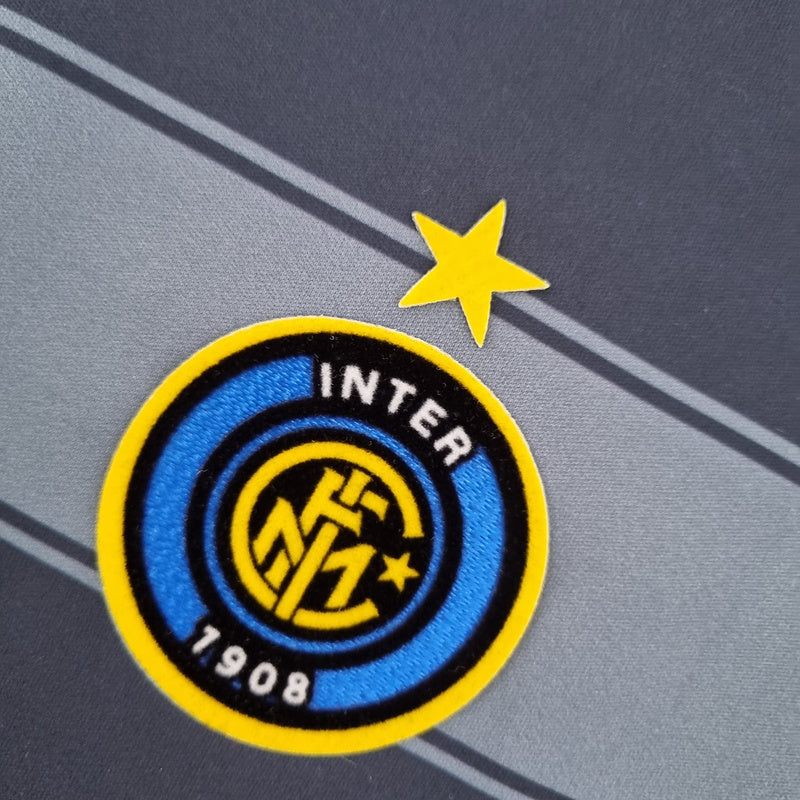 Retro Inter 04∕05 third away