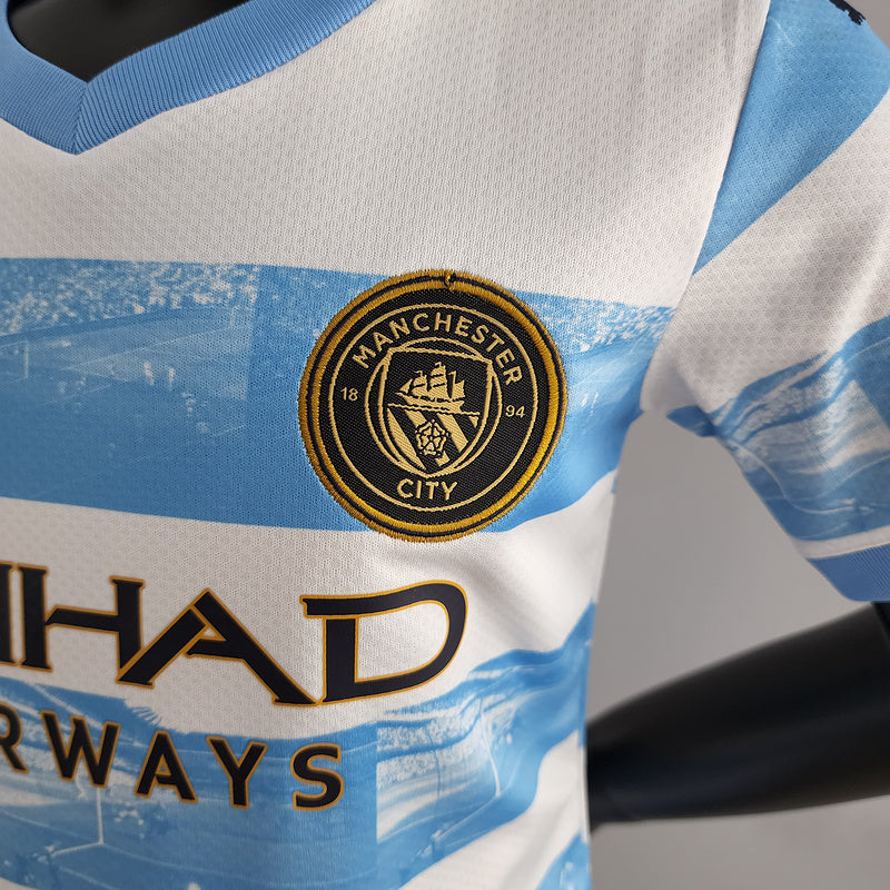 22/23 Kids kit Manchester City Limited Edition - Blue & White (3606)