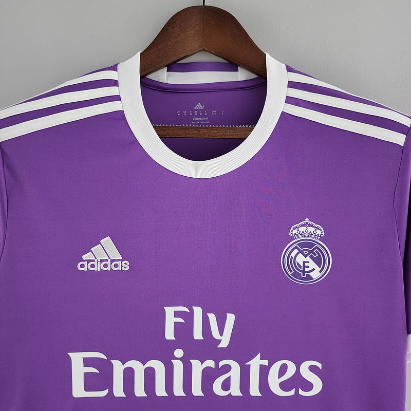 Retro Real Madrid 16∕17 away (C8D5)