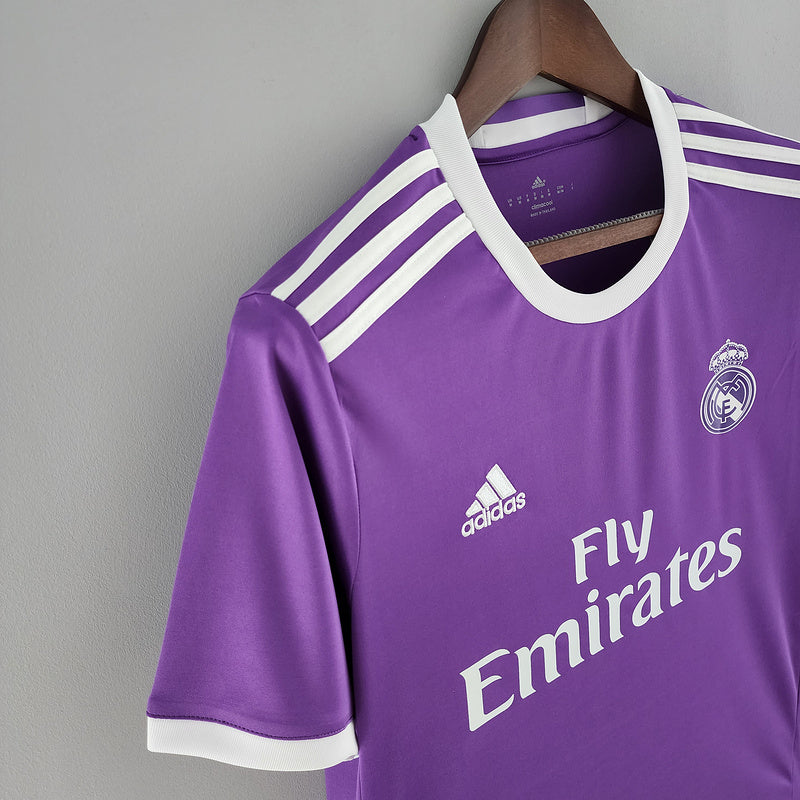 Retro Real Madrid 16∕17 away (C8D5)