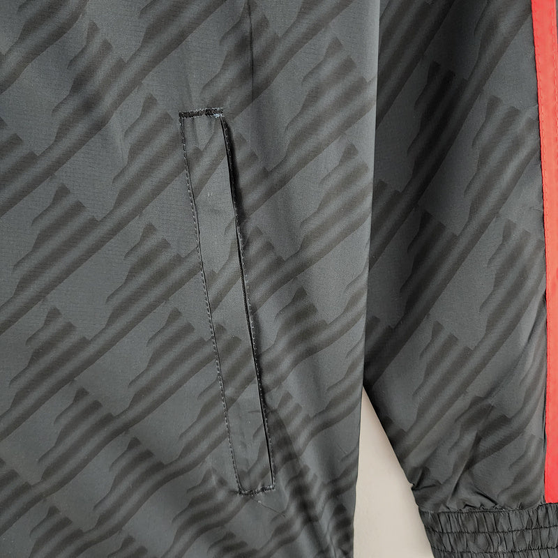 2022 M-U Windbreaker Black Red Edge (83FD)