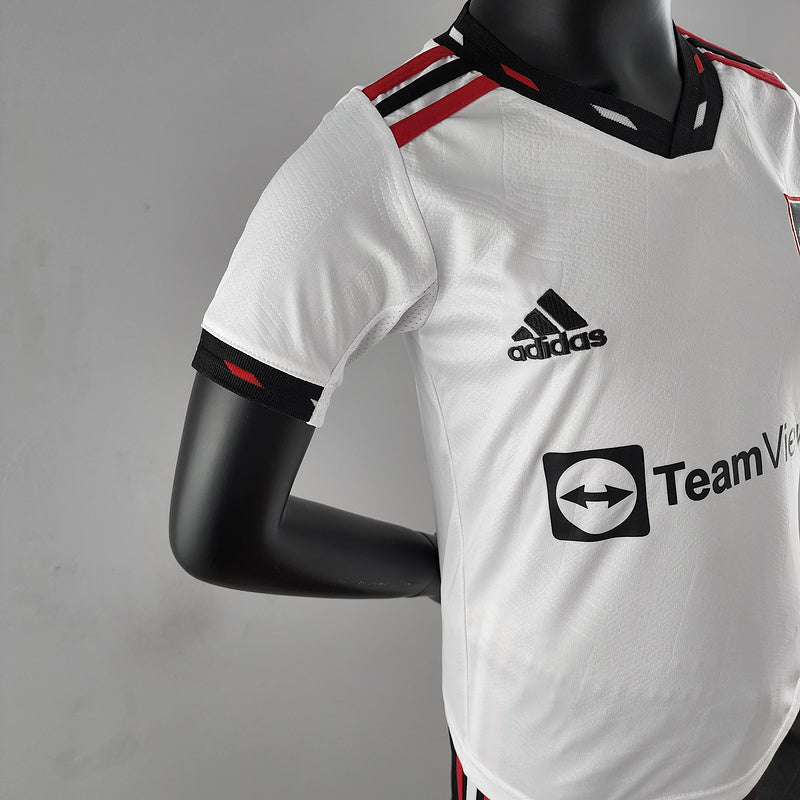 22/23 Kids Manchester United away (2D4D)