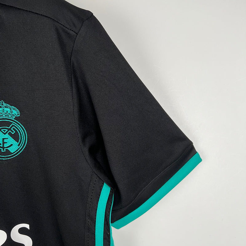 Retro Real Madrid 17∕18 Away (3D06)
