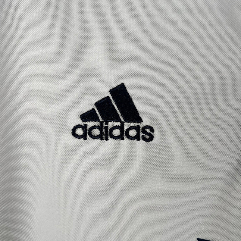 Retro Real Madrid 16∕17 Home (F639)