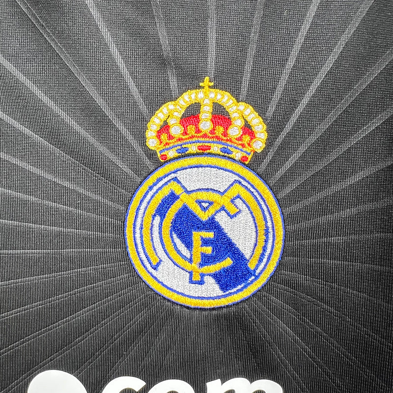 Retro Real Madrid 10∕11 Away (672A)