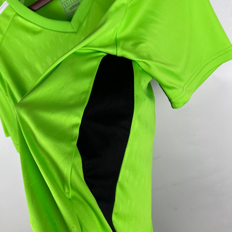 23/24 GoalKeeper Real Madrid - Green (6C6A)