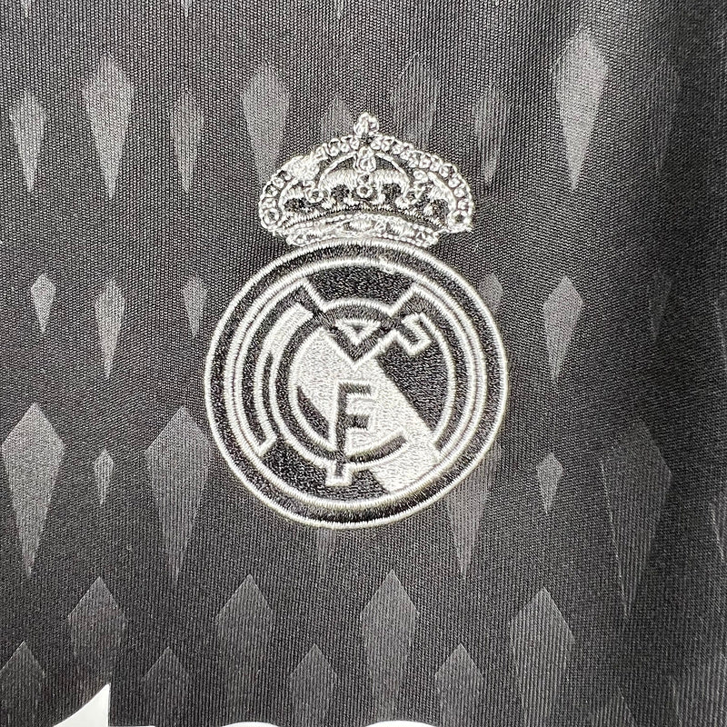 23/24 GoalKeeper Real Madrid - Black (5BFD)