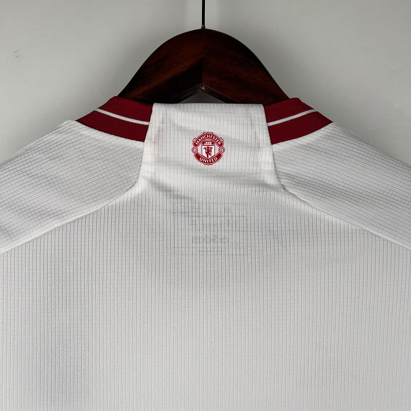 23∕24 Manchester United third away (2E16)