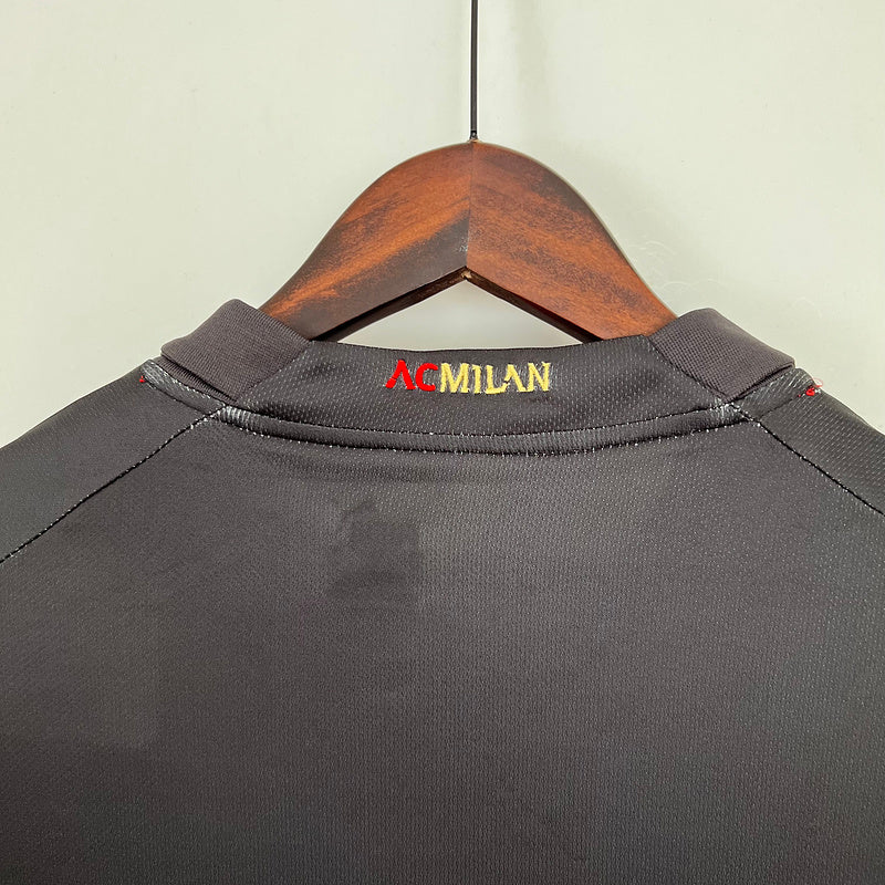 23∕24 AC Milan fourth away (6840)