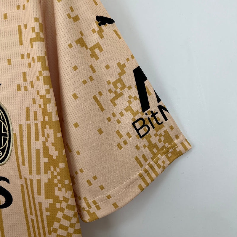 23∕24 AC Milan 4th Gold (B749)