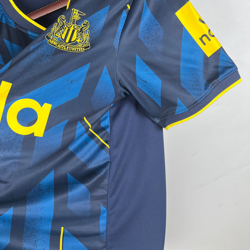 23∕24 Newcastle United Third away (F67D)