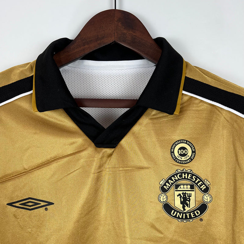Retro Manchester United 01∕02 100th Anniversary Edition (DC40)
