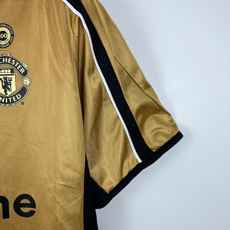 Retro Manchester United 01∕02 100th Anniversary Edition (DC40)